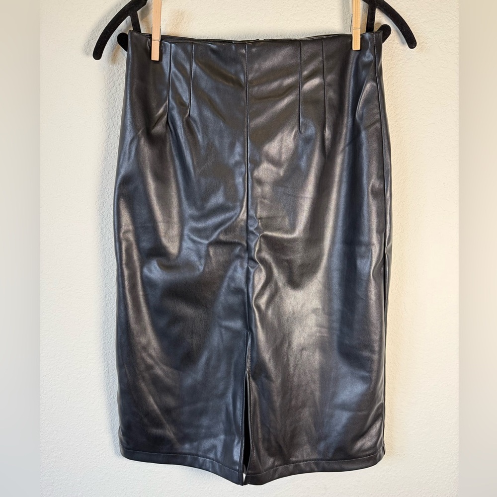 She + Sky Black Faux Leather Pencil Skirt NWT Size S Front Slit Chic